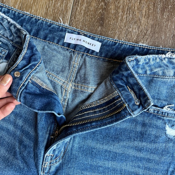 NWOT Flying Monkey destructed jeans - Picture 2 of 4